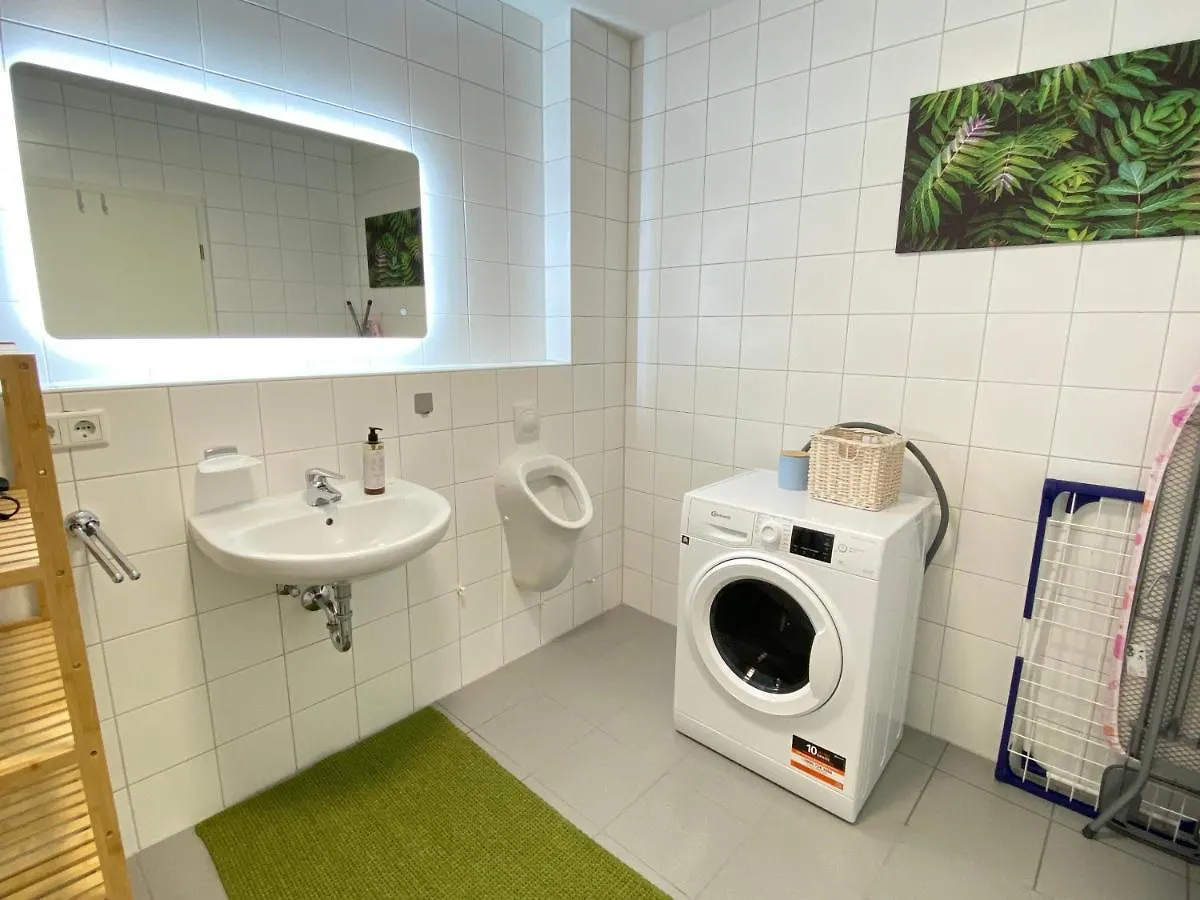 Luxomes: Tropical Style - Old Town - Central Ingolstadt 0*,  Germany