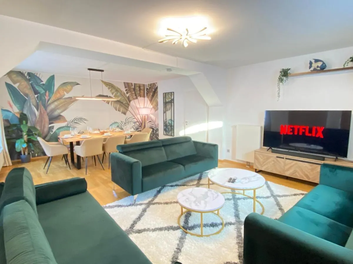 Luxomes: Tropical Style - Old Town - Central Ingolstadt